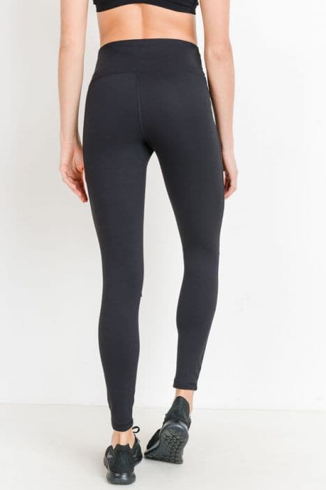 Highwaist Shredded Knee Leggings by Sweetees