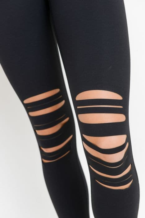 Highwaist Shredded Knee Leggings by Sweetees